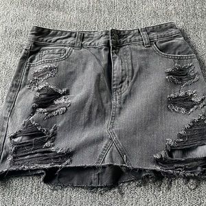 Hollister black jean skirt size 5